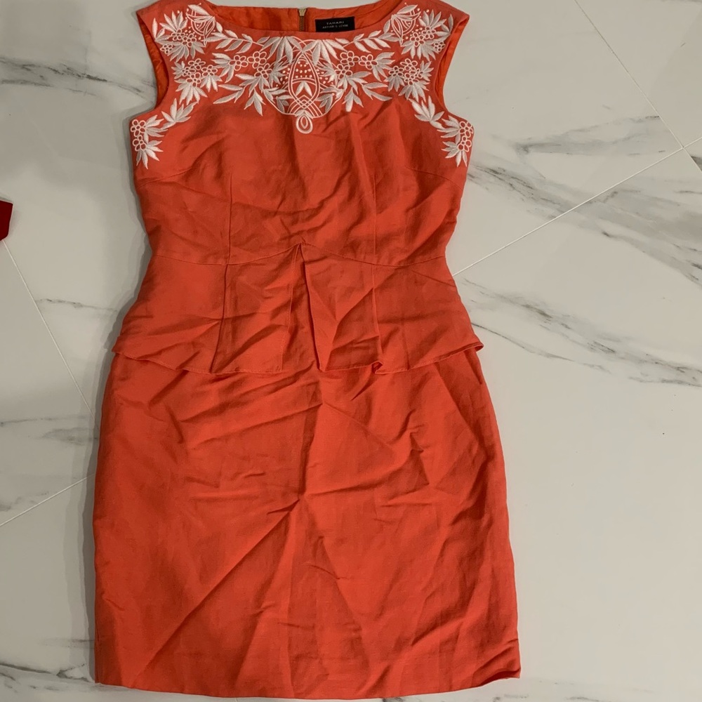 Tahari arthur s levine coral dress